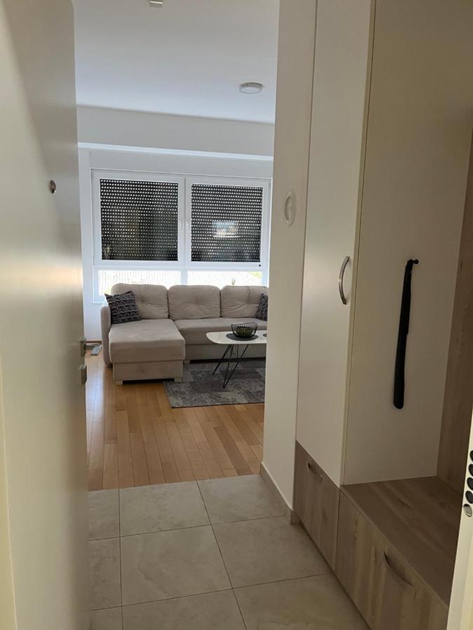 Apartmani Kastel Μπάνια Λούκα Εξωτερικό φωτογραφία