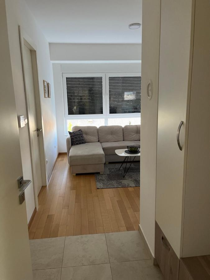 Apartmani Kastel Μπάνια Λούκα Εξωτερικό φωτογραφία